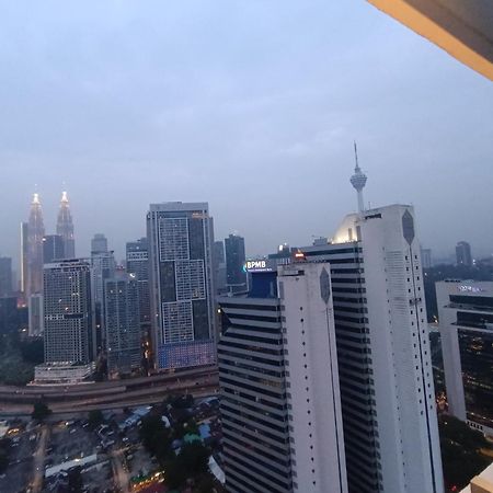 Cl 27A Insta Klcc View & Infinity Pool View Daire Kuala Lumpur Dış mekan fotoğraf