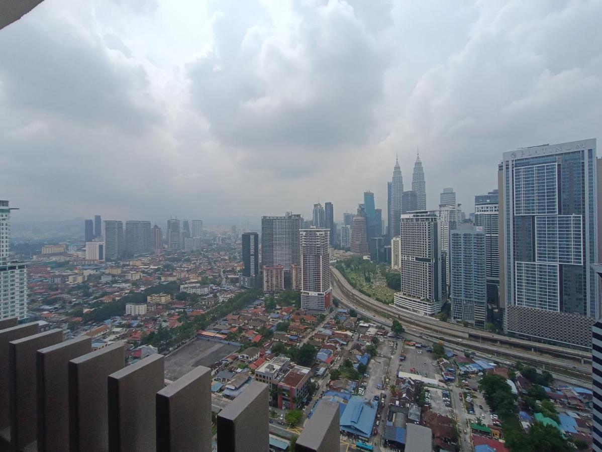 Cl 27A Insta Klcc View & Infinity Pool View Daire Kuala Lumpur Dış mekan fotoğraf