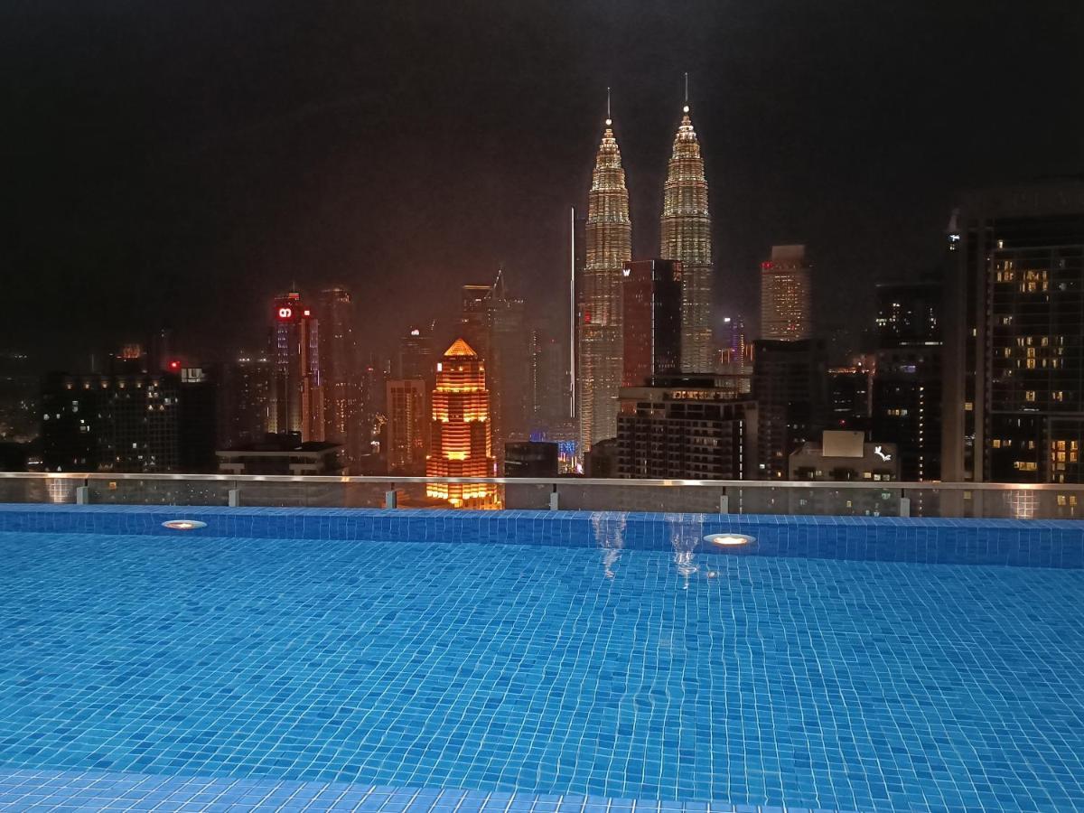 Cl 27A Insta Klcc View & Infinity Pool View Daire Kuala Lumpur Dış mekan fotoğraf