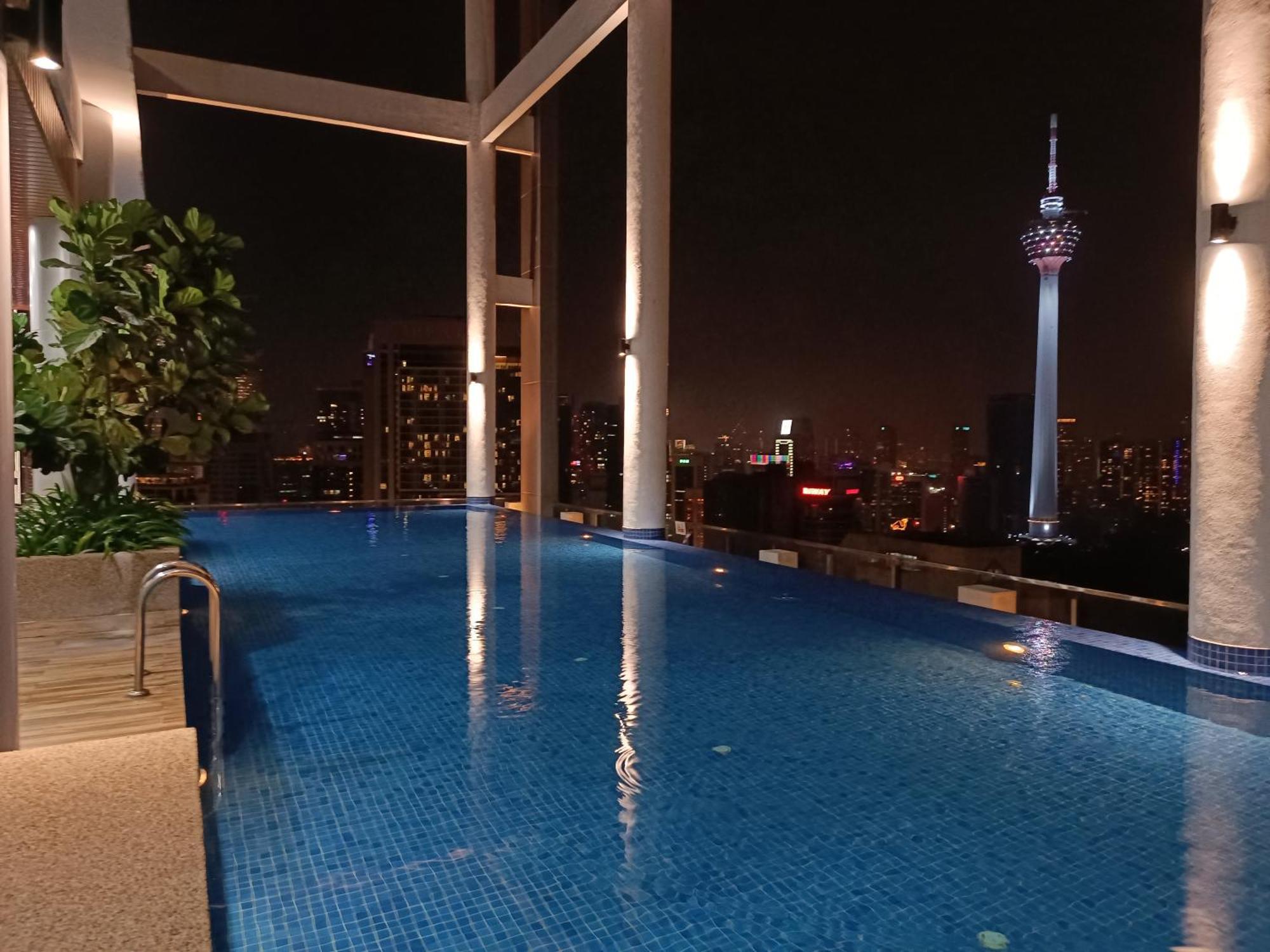 Cl 27A Insta Klcc View & Infinity Pool View Daire Kuala Lumpur Dış mekan fotoğraf